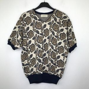 Yune Ho Women's Medium Sweater Beige Blue Floral Pattern Short Sleeve Flaw V19